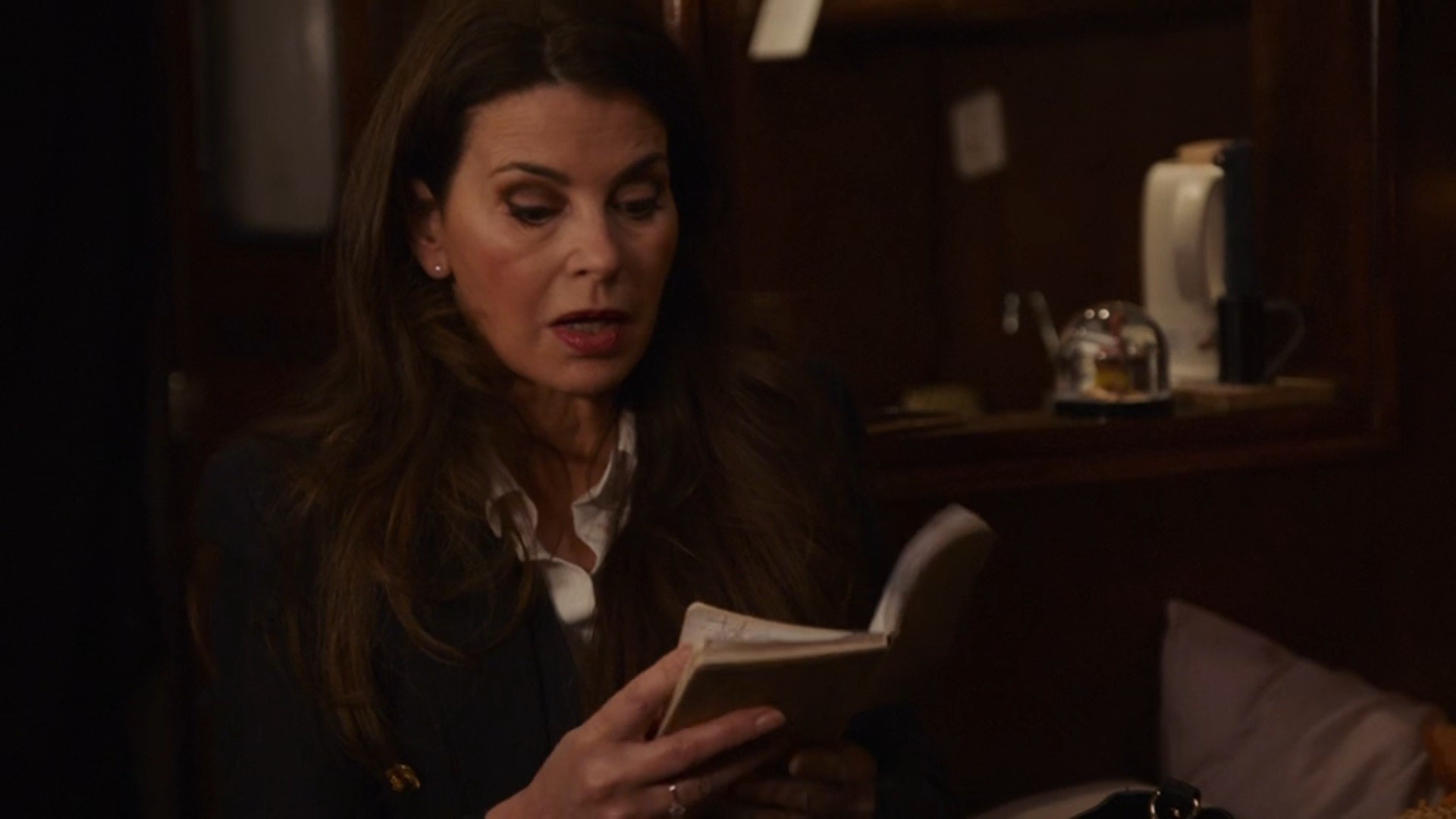 Janine ontdekt een schat aan informatie.